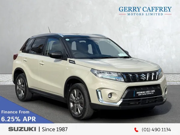 Suzuki Vitara SUV, Petrol, 2023, Beige