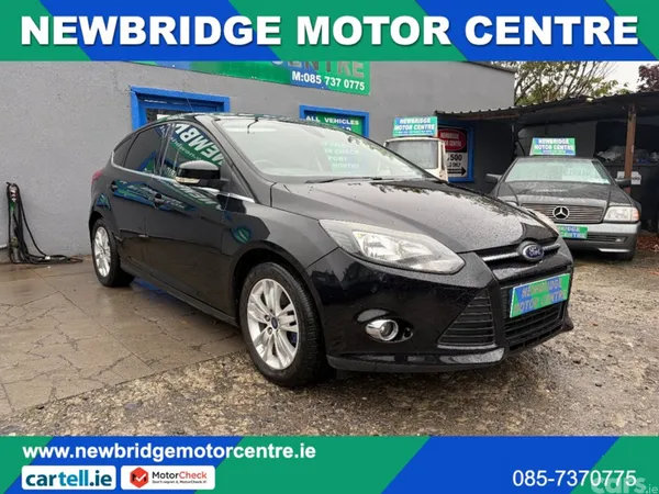 Ford Focus Hatchback, Petrol, 2014, Black