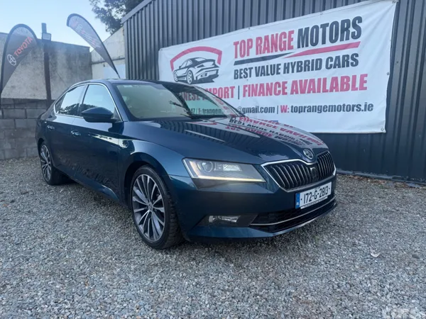 Skoda Superb Hatchback, Diesel, 2017, Blue