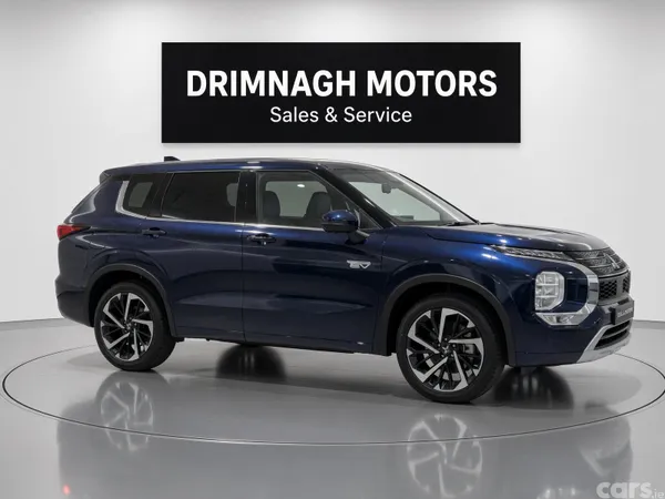 Mitsubishi Outlander SUV, Petrol Plug-in Hybrid, 2022, Blue