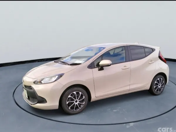 Toyota Prius Hatchback, Petrol Hybrid, 2022, Beige