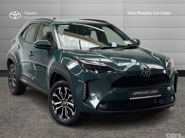 Toyota Yaris Cross Hatchback, Petrol Hybrid, 2026, Green