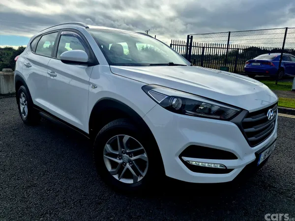 Hyundai Tucson SUV, Diesel, 2016, White