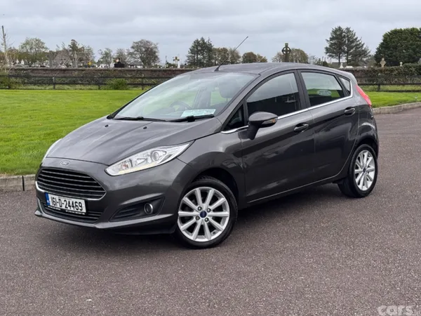 Ford Fiesta Hatchback, Petrol, 2016, Grey