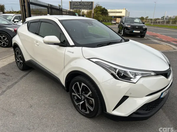 Toyota C-HR Hatchback, Petrol Hybrid, 2017, Red