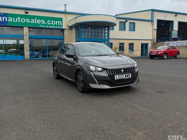 Peugeot 208 Hatchback, Diesel, 2022, Grey