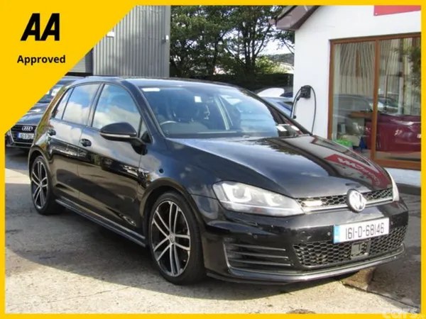 Volkswagen Golf Hatchback, Diesel, 2016, Black