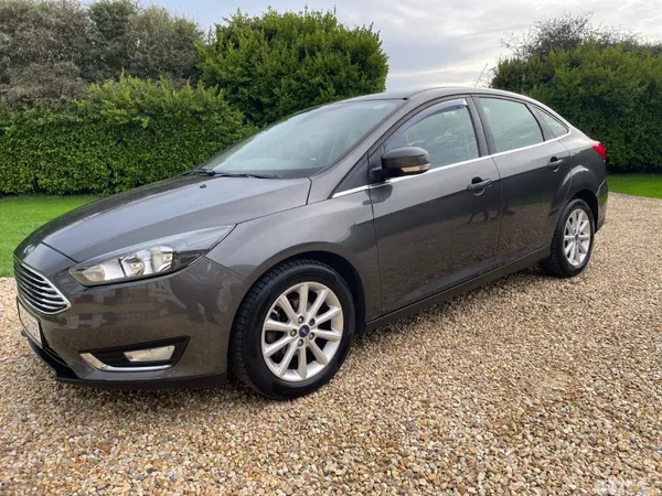 Ford Focus Saloon, Diesel, 2016, Grey