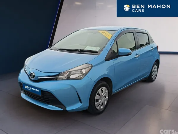 Toyota Vitz Hatchback, Petrol, 2015, Blue