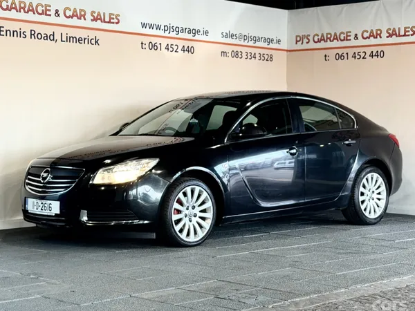 Opel Insignia Hatchback, Diesel, 2011, Black