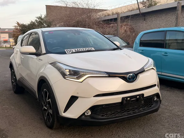 Toyota C-HR MPV, Petrol Hybrid, 2019, White