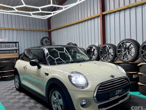Mini Cooper Hatchback, Petrol, 2017, Beige