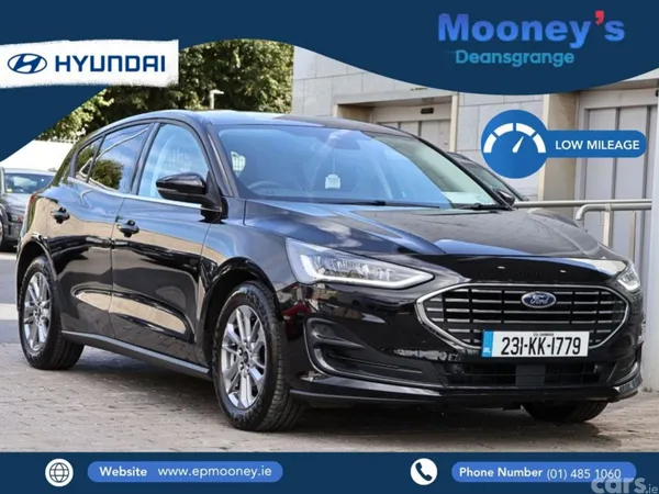 Ford Focus Hatchback, Petrol, 2023, Black
