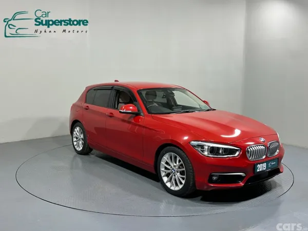 BMW 1-Series Hatchback, Petrol, 2019, Red