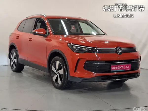 Volkswagen Tiguan SUV, Petrol Hybrid, 2025, Red