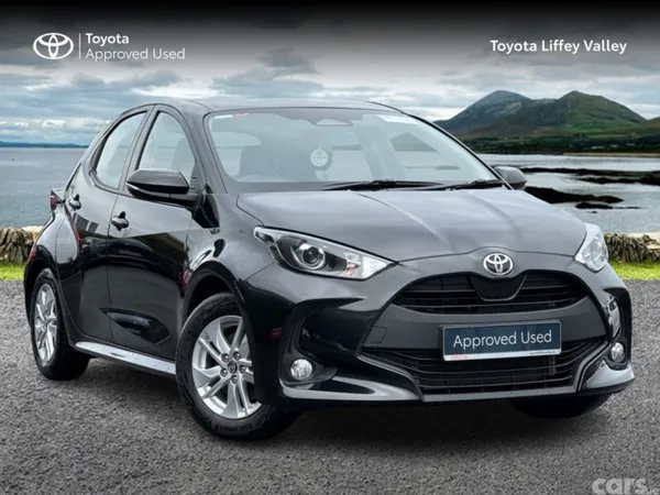 Toyota Yaris Hatchback, Petrol Hybrid, 2026, Black