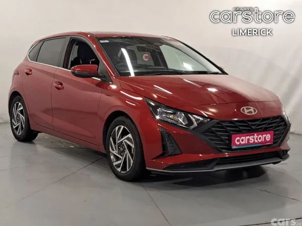 Hyundai i20 Hatchback, Petrol, 2024, Red