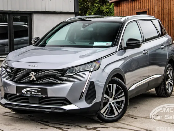 Peugeot 5008 MPV, Diesel, 2024, Grey