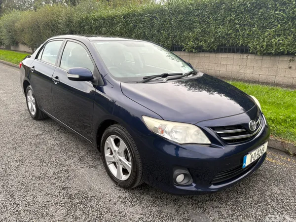 Toyota Corolla Saloon, Diesel, 2011, Blue