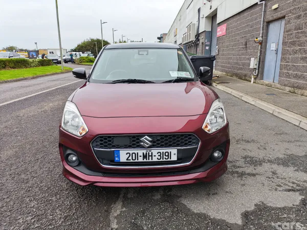 Suzuki Swift Hatchback, Petrol, 2020, Red
