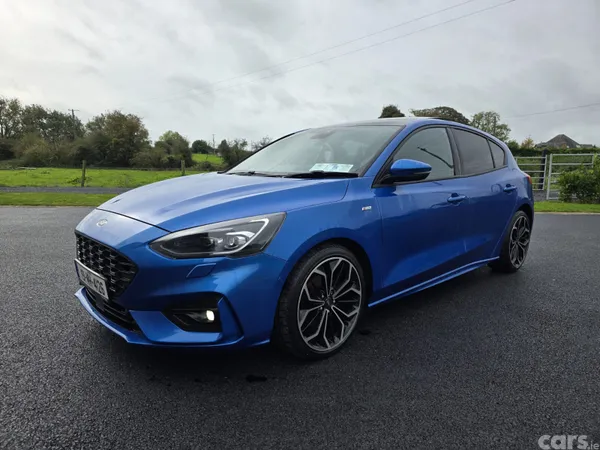 Ford Focus Hatchback, Diesel, 2019, Blue