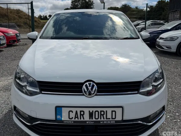 Volkswagen Polo Hatchback, Petrol, 2017, White