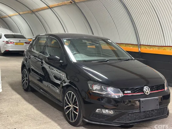 Volkswagen Polo Hatchback, Petrol, 2015, Black