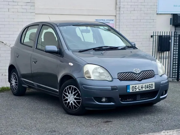 Toyota Yaris Hatchback, Petrol, 2005, Blue