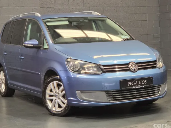 Volkswagen Touran MPV, Diesel, 2012, Blue