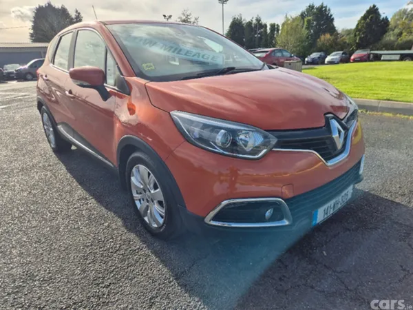 Renault Captur Hatchback, Diesel, 2014, Orange