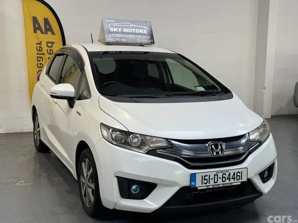 Honda Fit Hatchback, Petrol Hybrid, 2015, White
