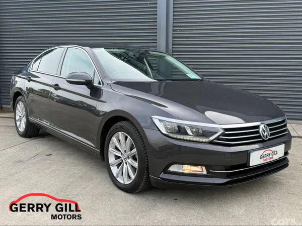 Volkswagen Passat Saloon, Diesel, 2018, Grey