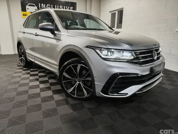 Volkswagen Tiguan SUV, Petrol Hybrid, 2023, Silver