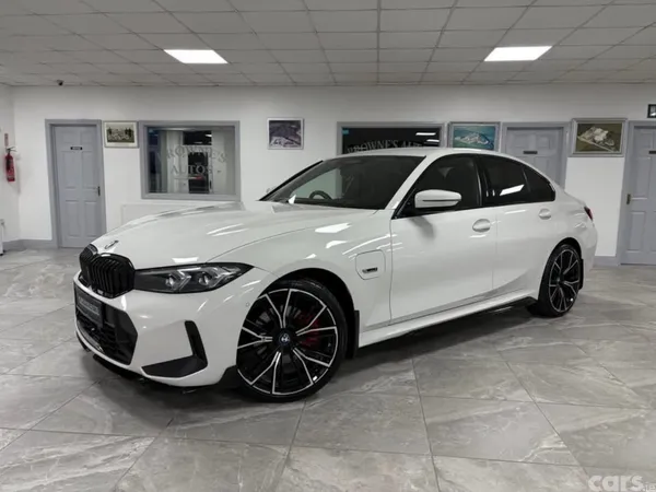 BMW 3-Series Saloon, Petrol Plug-in Hybrid, 2023, White
