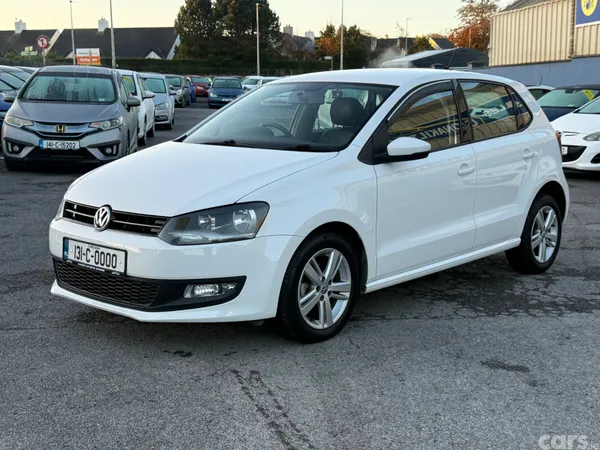 Volkswagen Polo Hatchback, Petrol, 2013, White