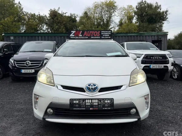 Toyota Prius Hatchback, Petrol Plug-in Hybrid, 2013, White