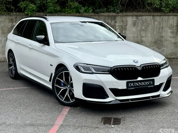 BMW 5-Series Estate, Petrol Hybrid, 2023, White