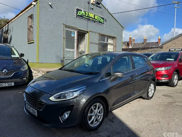 Ford Fiesta Hatchback, Petrol, 2018, Grey