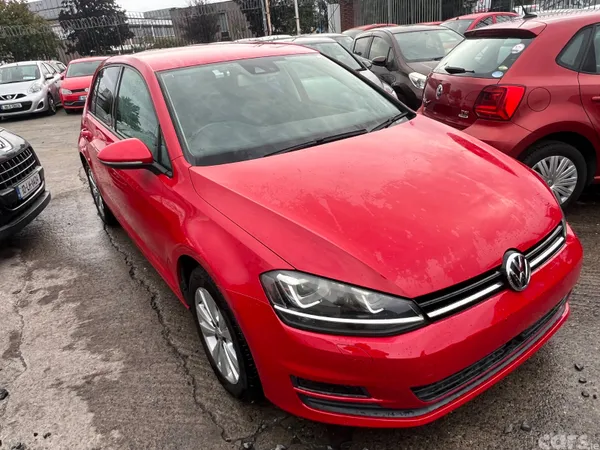Volkswagen Golf Hatchback, Petrol, 2014, Red