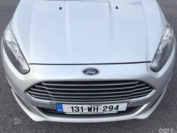 Ford Fiesta Hatchback, Petrol, 2013, Silver