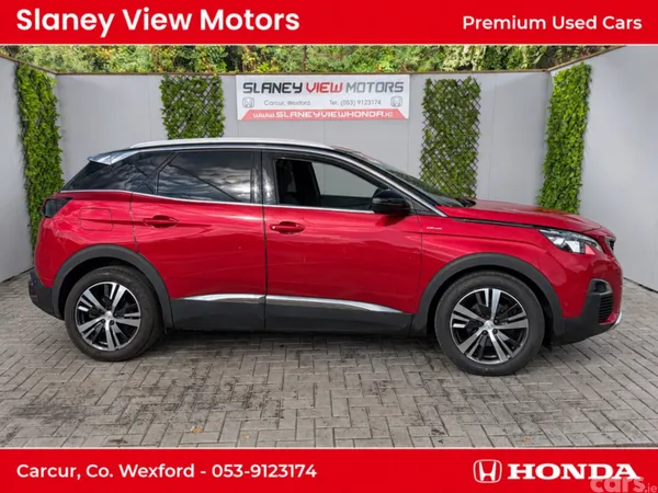 Peugeot 3008 Hatchback, Diesel, 2021, Red