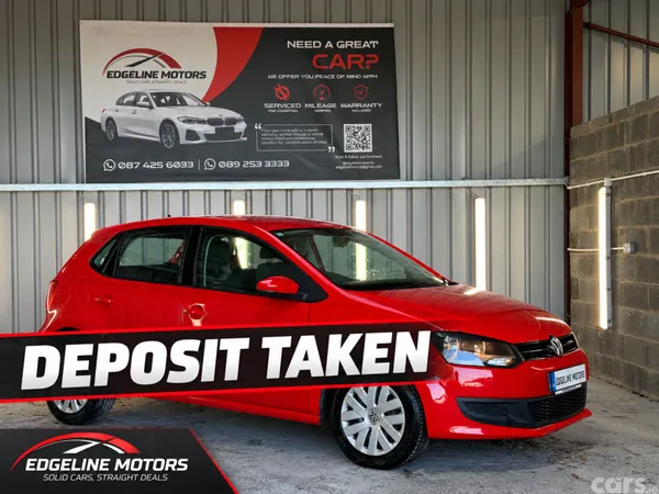 Volkswagen Polo Hatchback, Petrol, 2013, Red