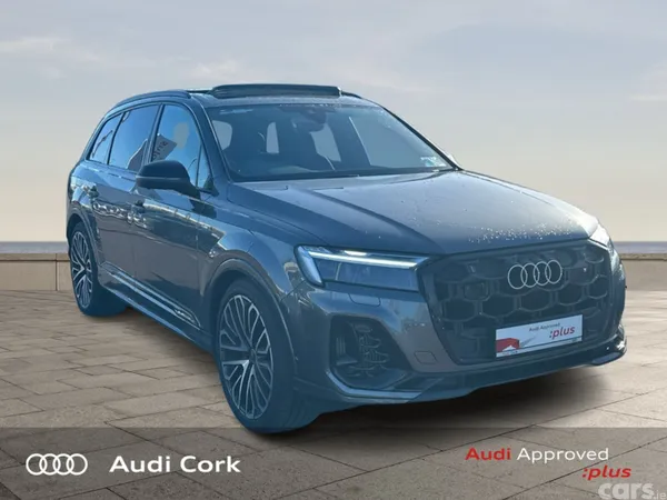 Audi Q7 Hatchback, Petrol Plug-in Hybrid, 2026, 
