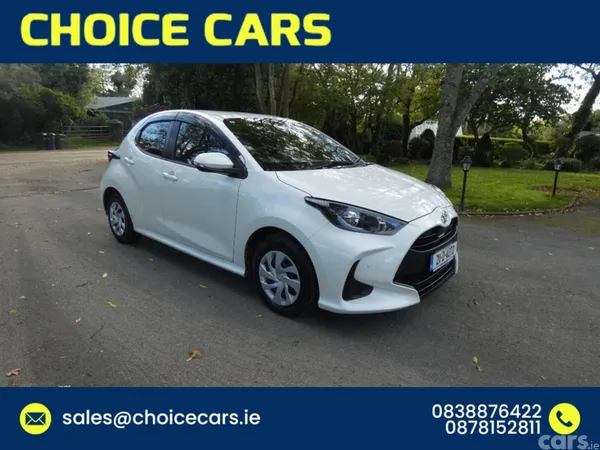 Toyota Yaris Hatchback, Petrol, 2021, White