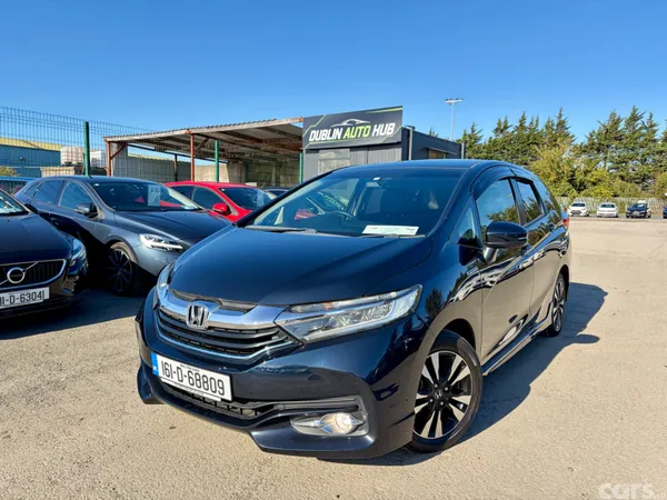 Honda Shuttle MPV, Petrol Hybrid, 2016, Blue