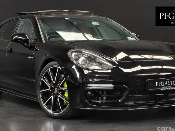Porsche Panamera Estate, Petrol Plug-in Hybrid, 2018, Black
