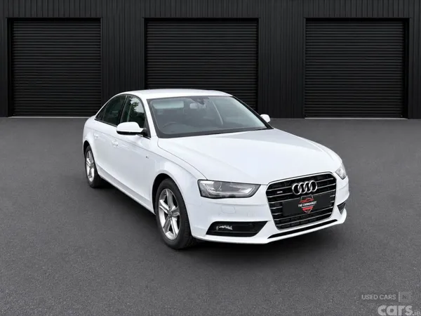 Audi A4 , Petrol, 2015, 