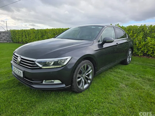 Volkswagen Passat Saloon, Diesel, 2018, Grey