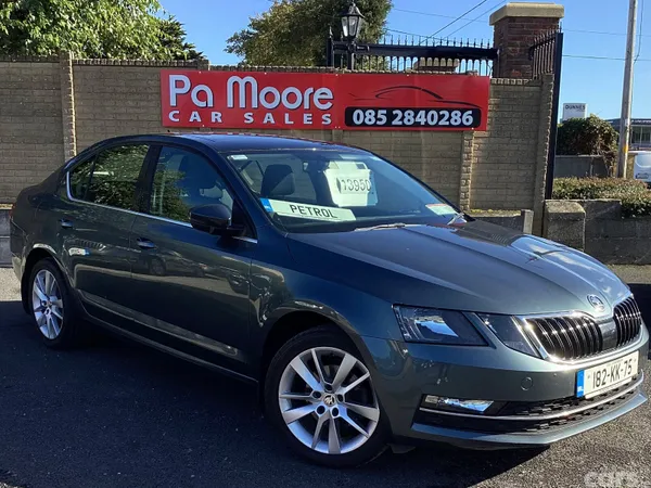 Skoda Octavia Saloon, Petrol, 2018, Grey
