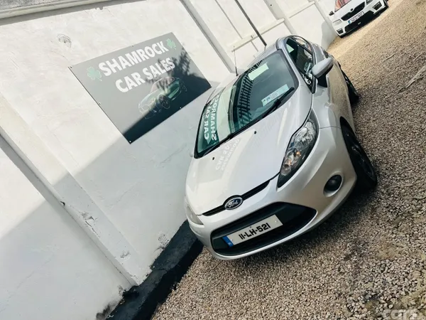 Ford Fiesta Hatchback, Petrol, 2011, Silver